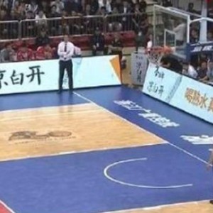  都灵,主场遭遇争议判罚憾负拉齐奥  