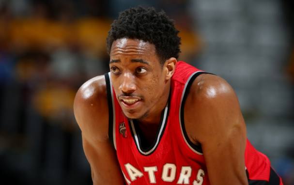  老鹰特雷杨助攻王稳居榜首,卡佩拉篮板机器模式启动